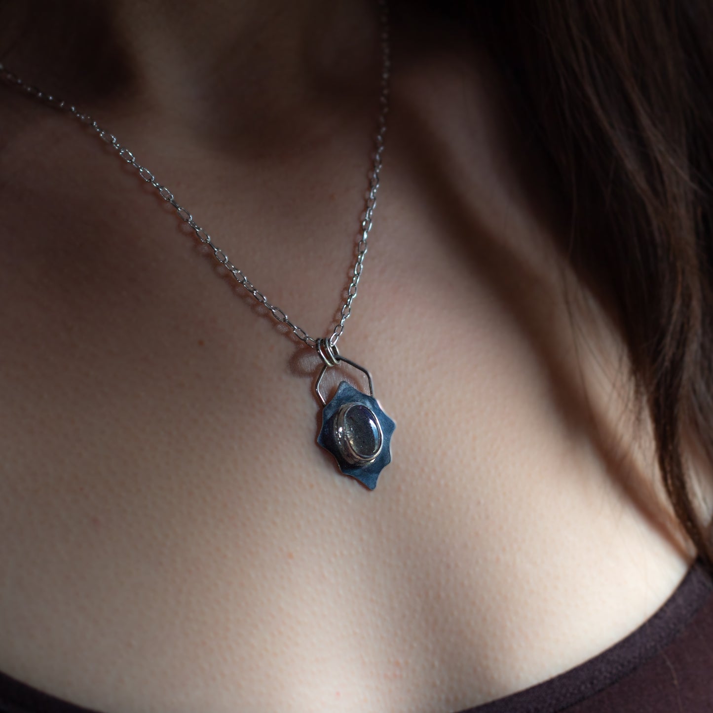 Blue-Flash Labradorite Necklace (Sterling Silver)