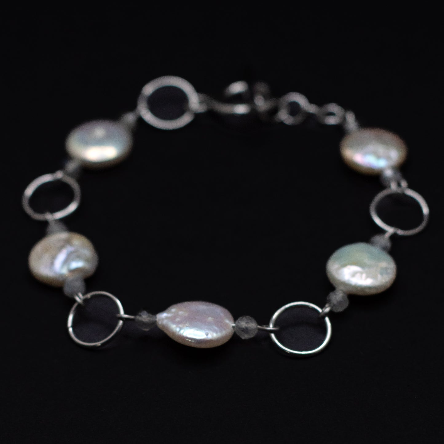 Coin Pearl Bracelet (Natural)