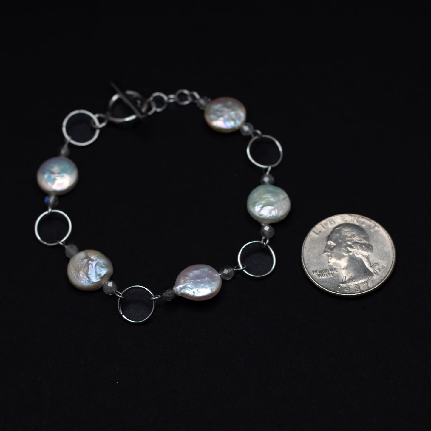 Coin Pearl Bracelet (Natural)