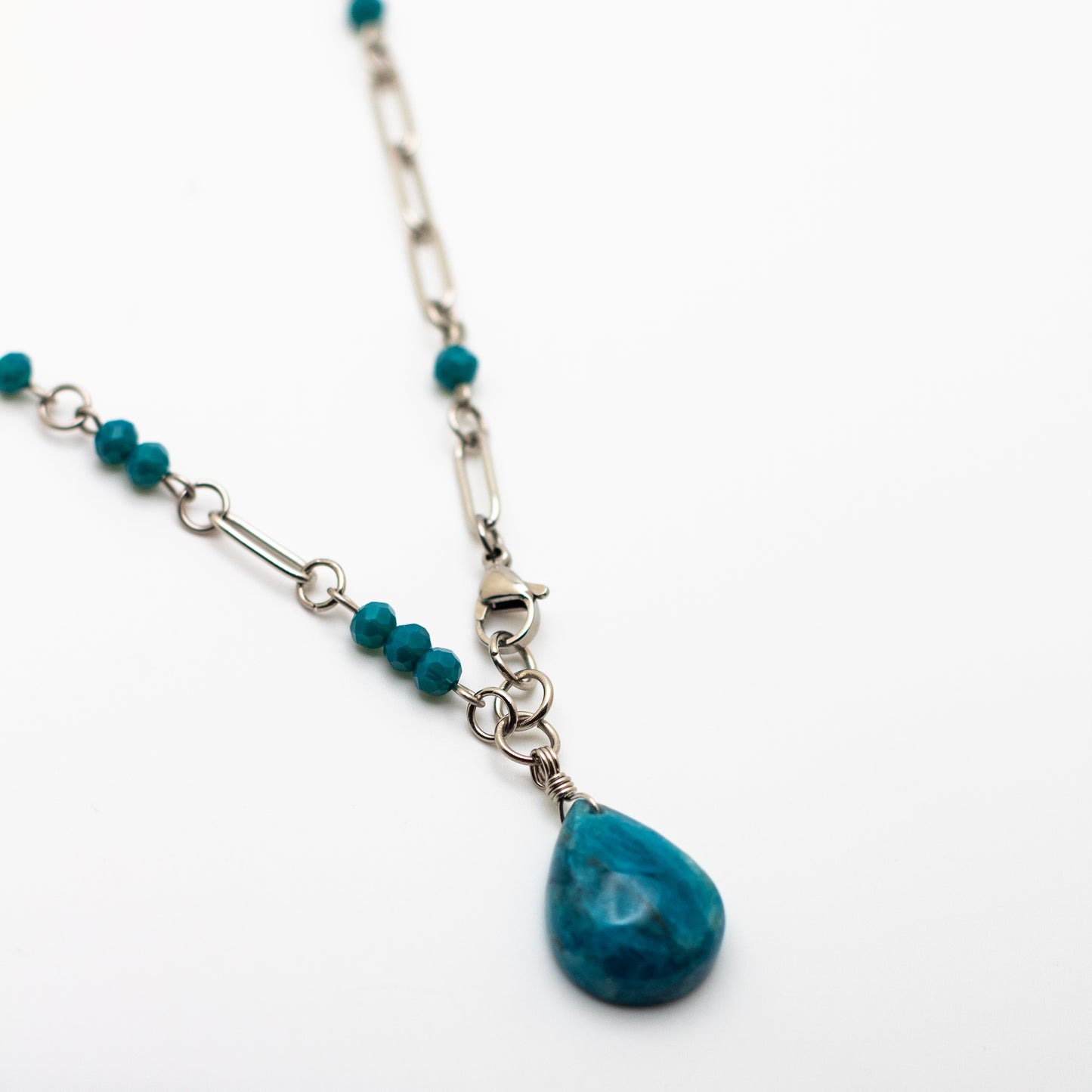 Apatite Necklace (clasp-in-front)