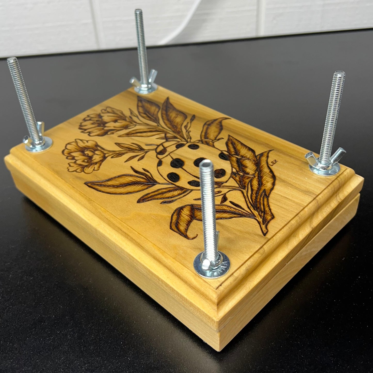Ladybug Flower Press (5.5 x 8" Poplar)