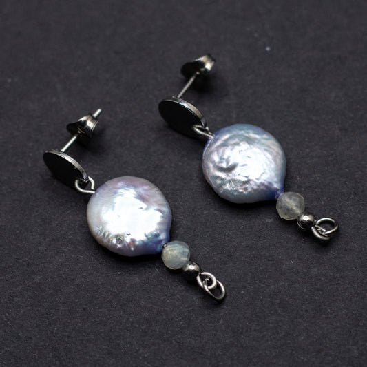 Lavender Coin Pearl & Labradorite Stud Earrings