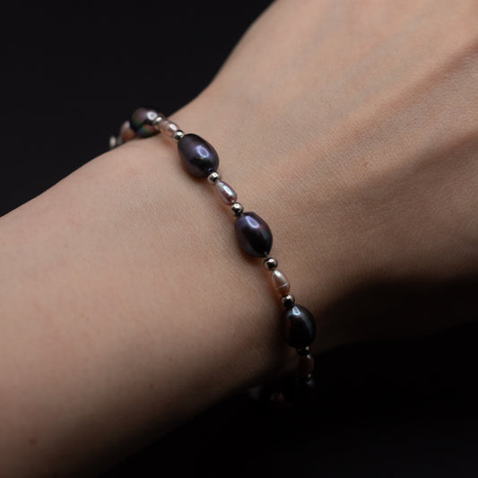 Black Pearl Bracelet