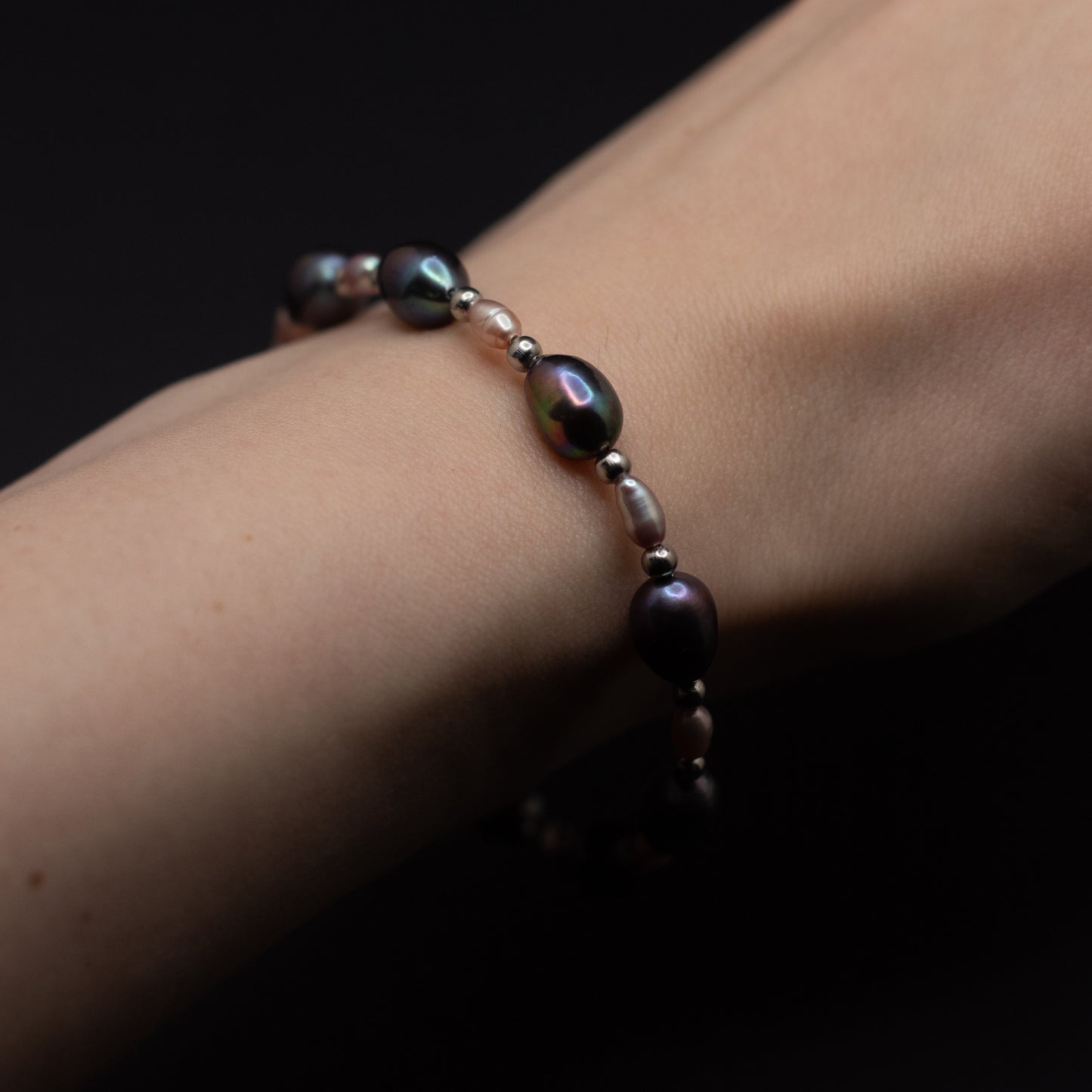 Black Pearl Bracelet