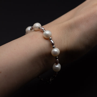 Classic Pearl Bracelet