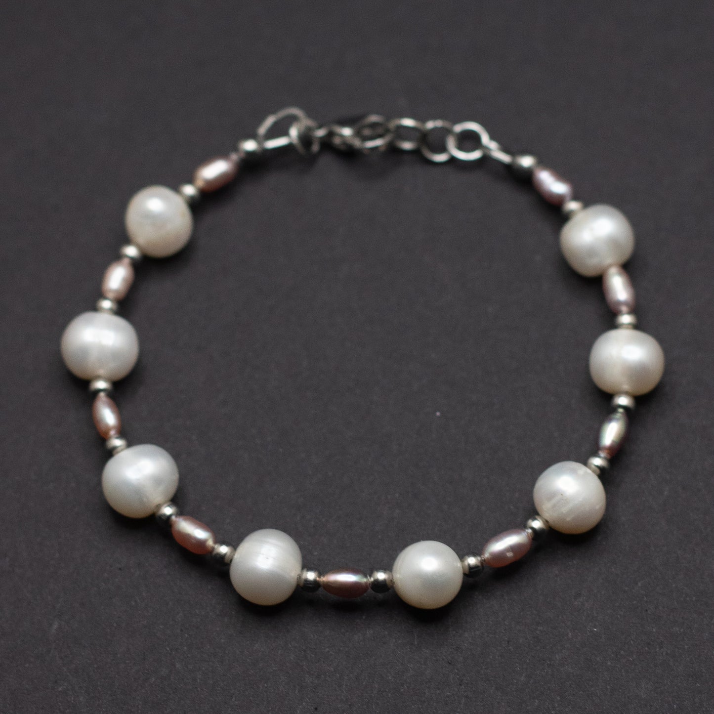 Classic Pearl Bracelet