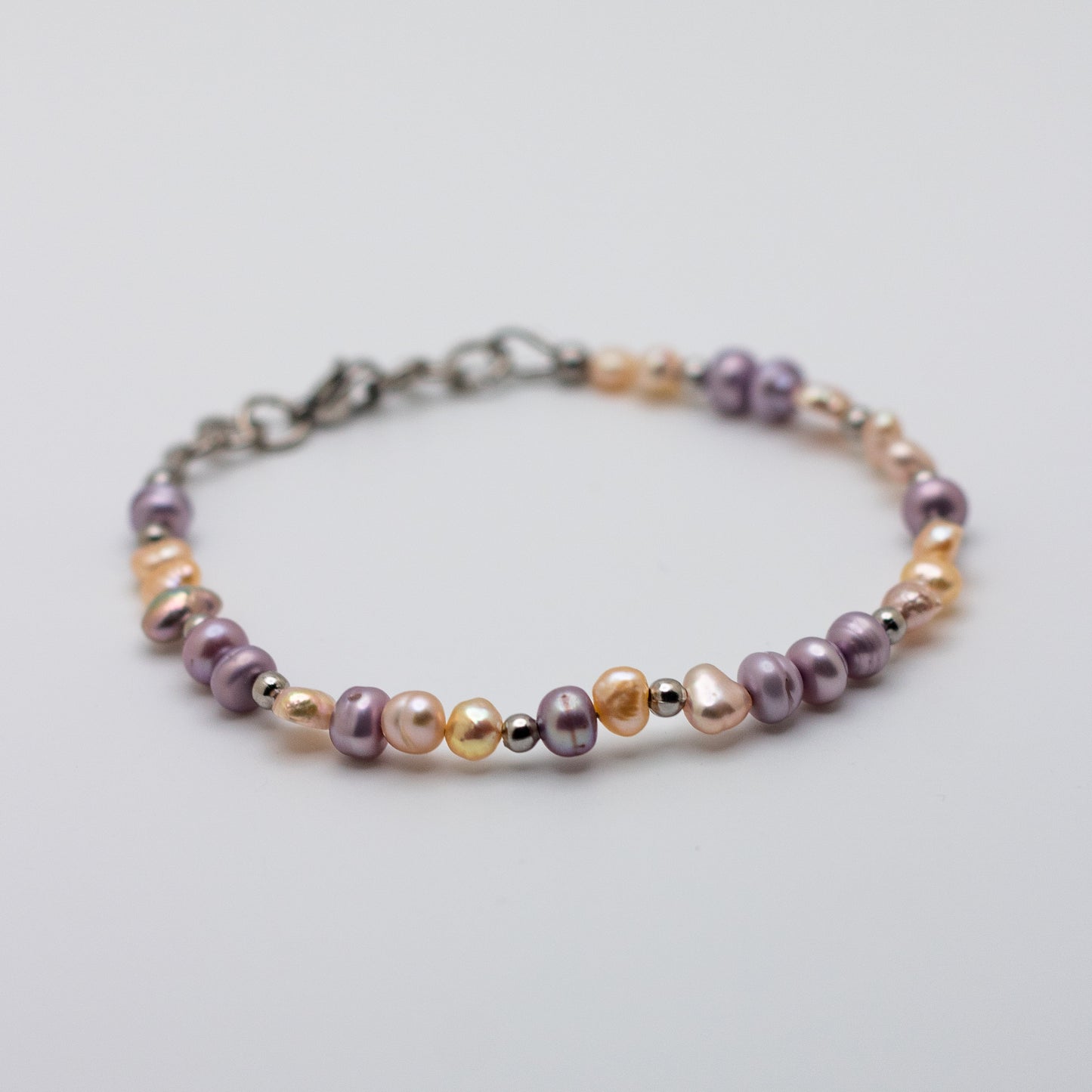 Dainty Spring Freshwater Pearl Bracelet