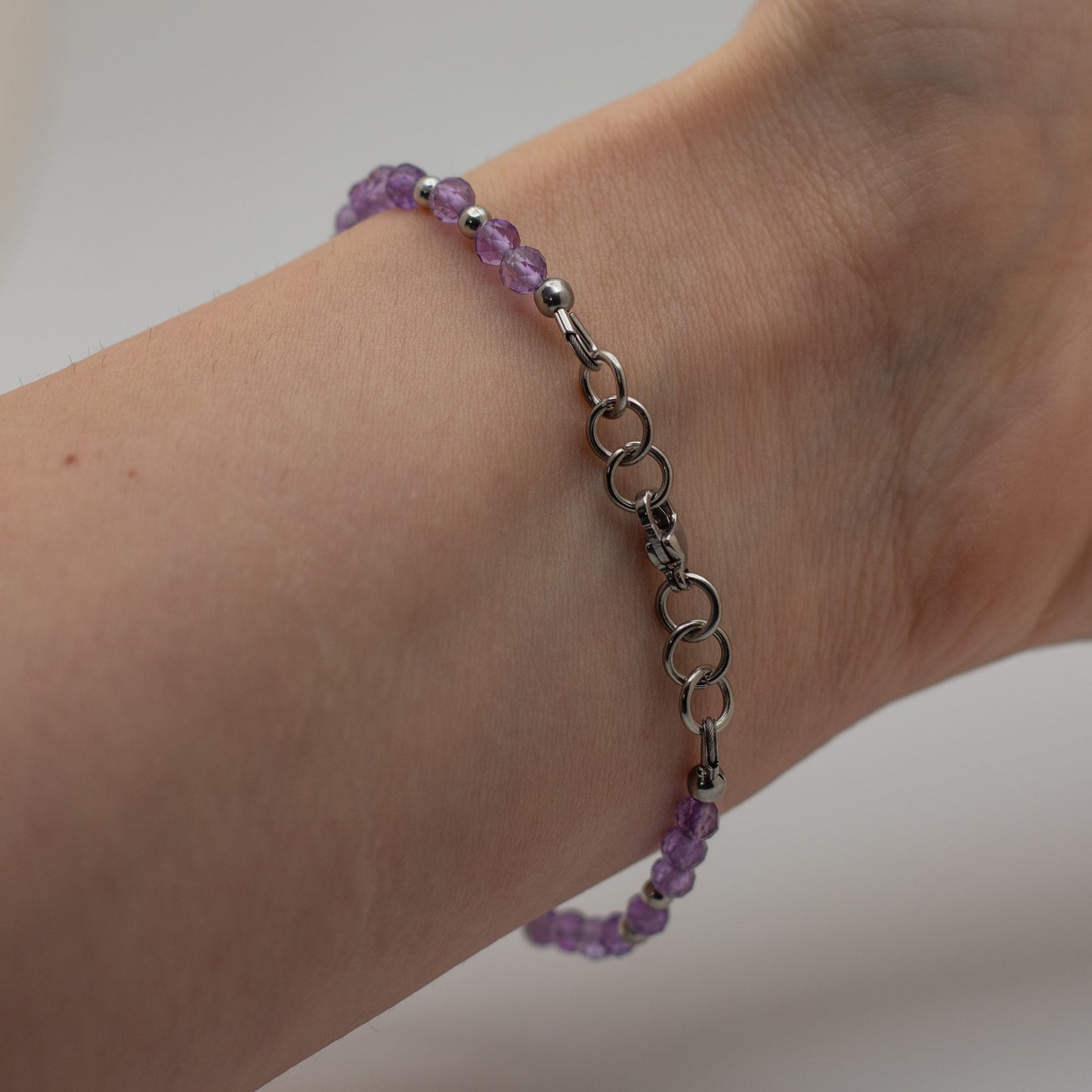 Microfaceted Amethyst Bracelet