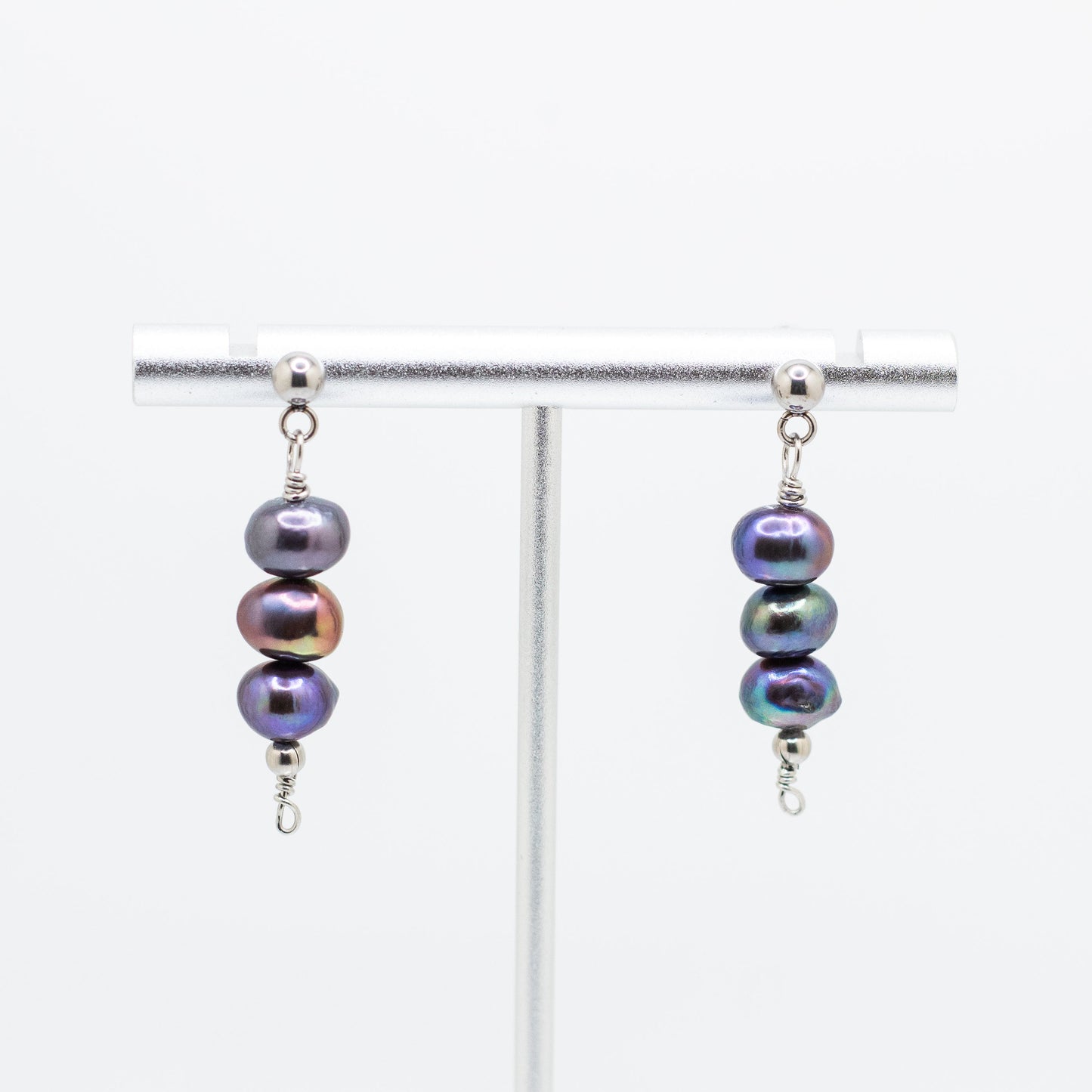The Anna Earrings | Black Freshwater Pearl Trio Studs