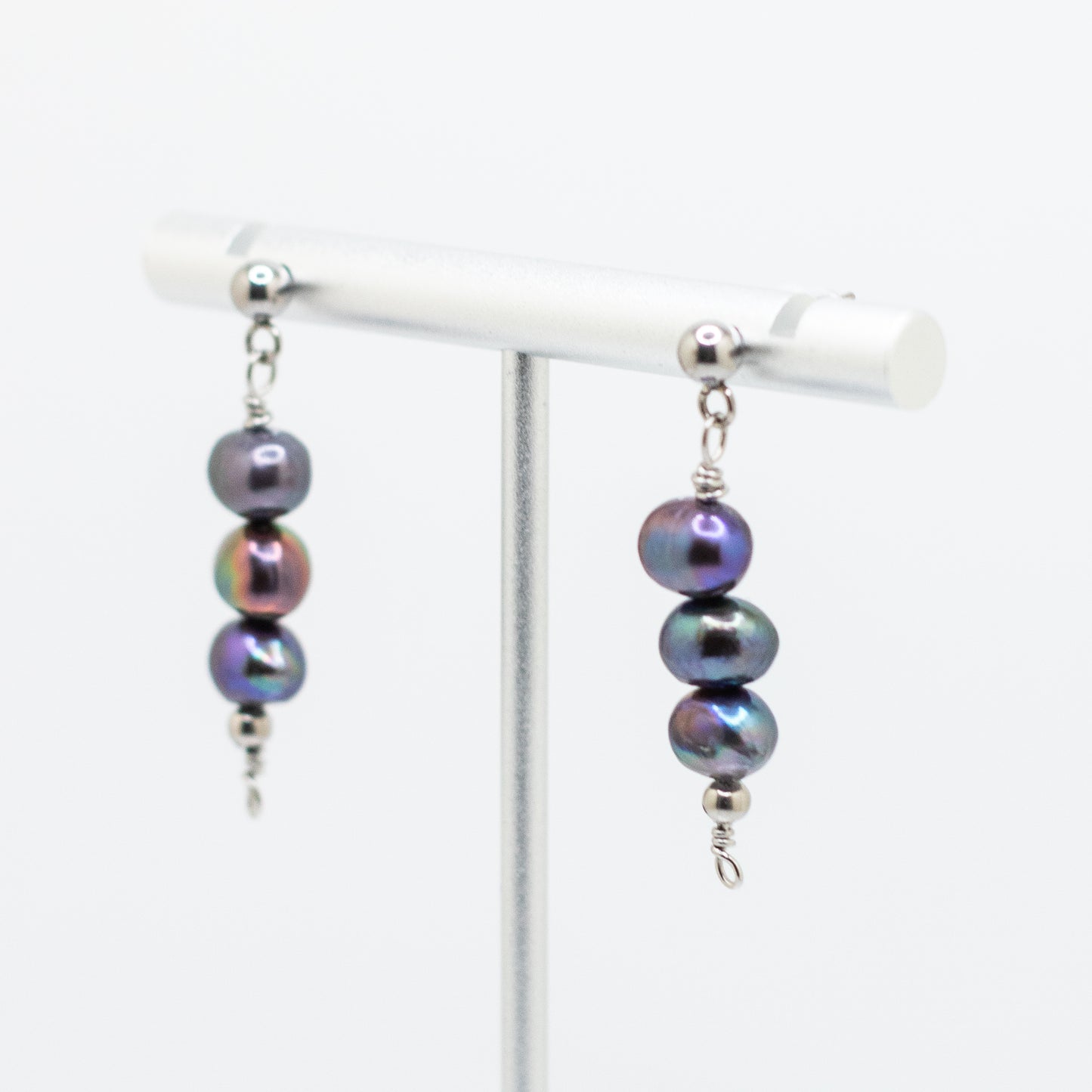 The Anna Earrings | Black Freshwater Pearl Trio Studs