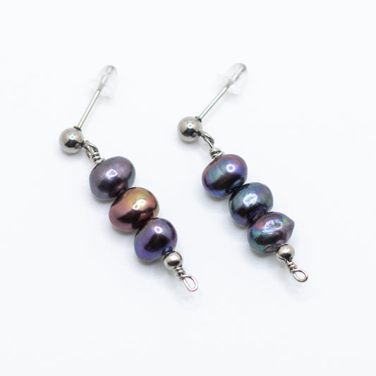 The Anna Earrings | Black Freshwater Pearl Trio Studs