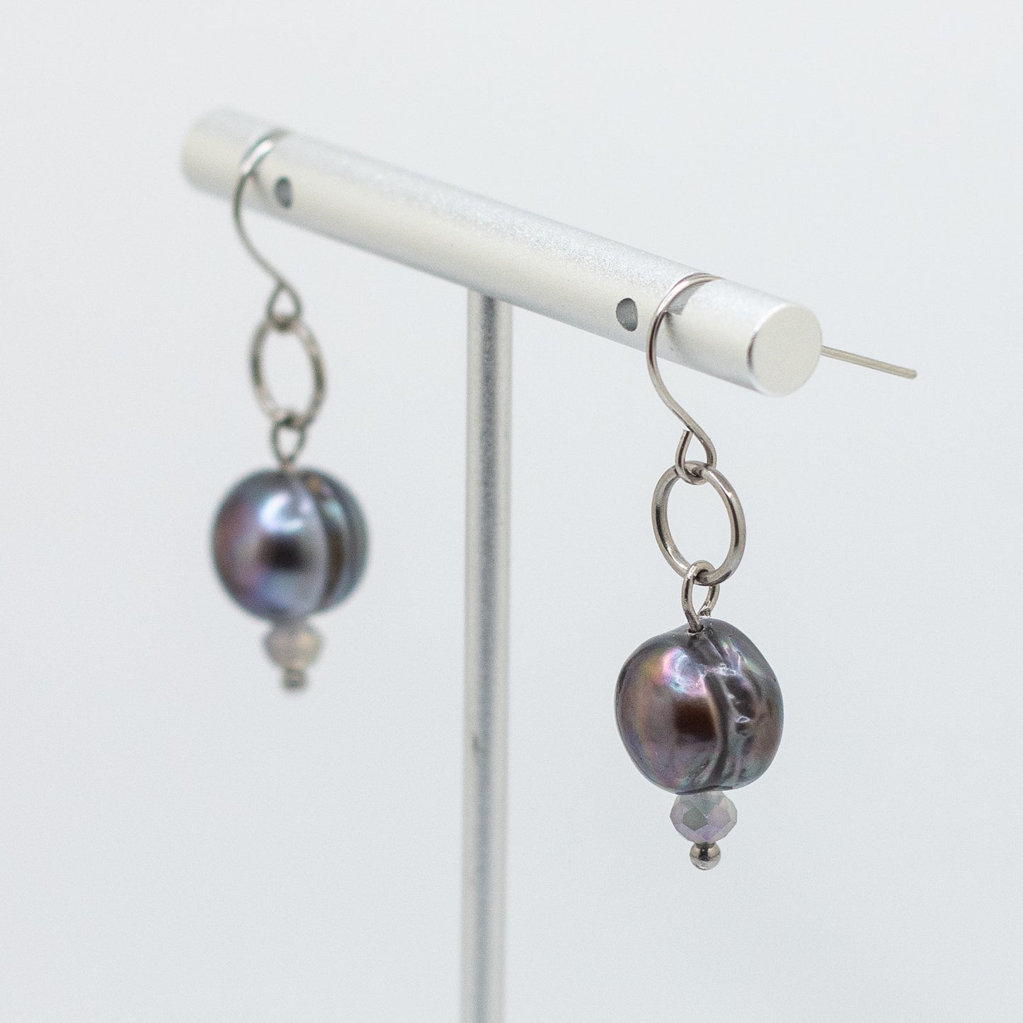 Midnight Pearl Drop Earrings